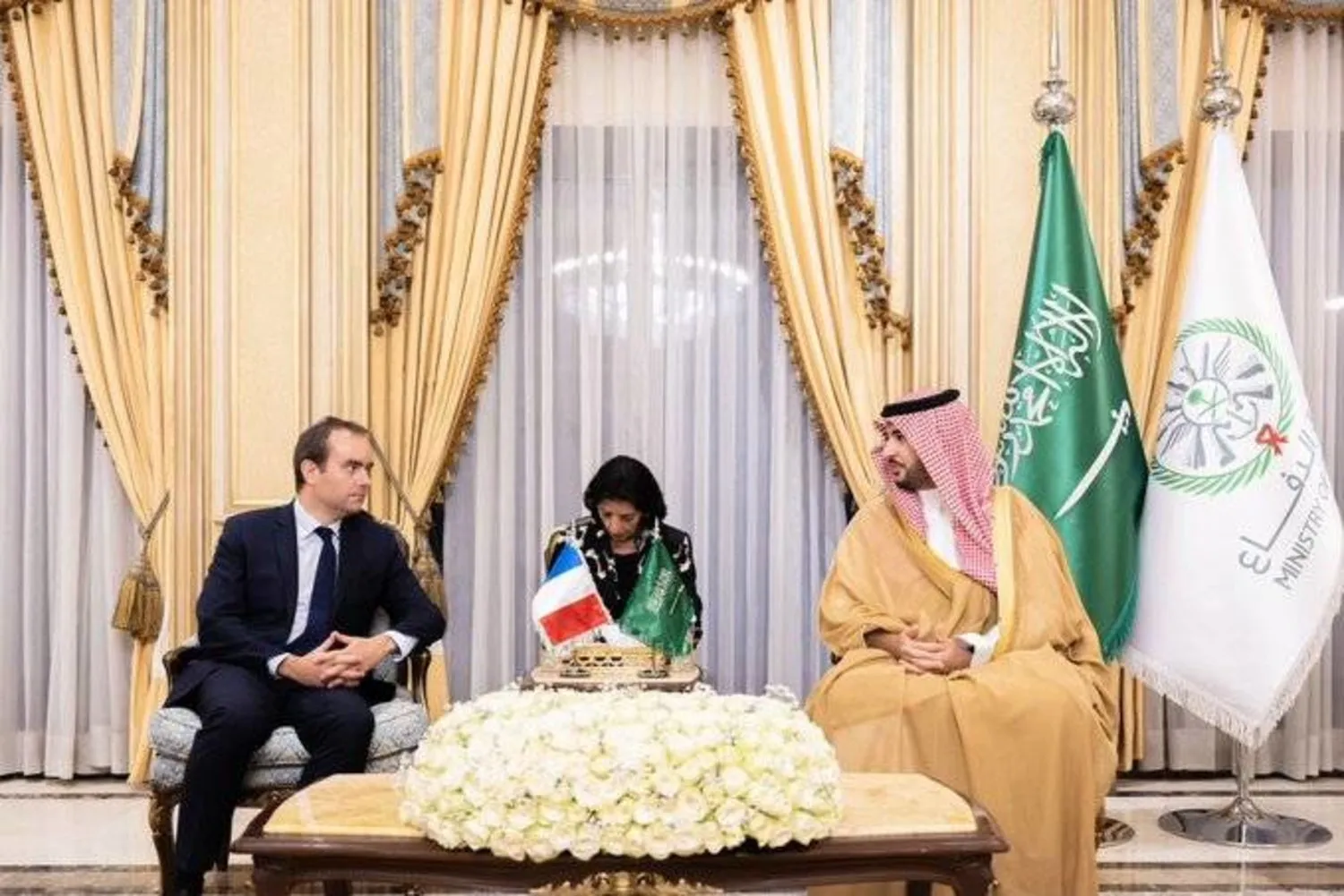 Saudi and French defense ministers in Riyadh on Thursday (Saudi Defense Ministry)