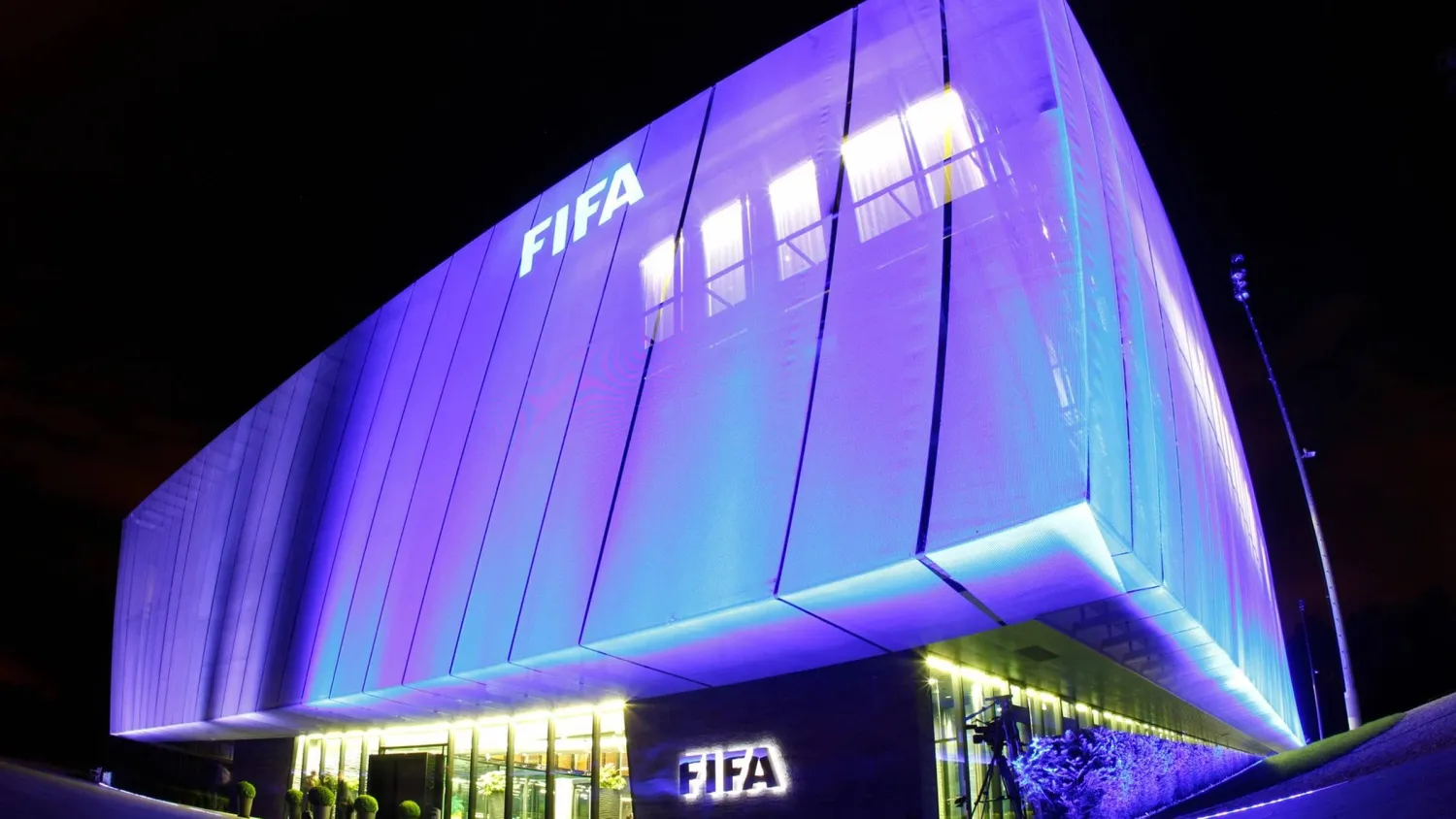 الاتحاد الدولي لكرة القدم "فيفا" (الشرق الأوسط)