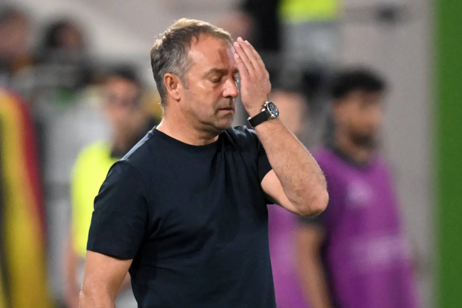 فليك سيستمر في منصبه لوجود مباريات خلال المرحلة المقبلة (د.ب.أ)