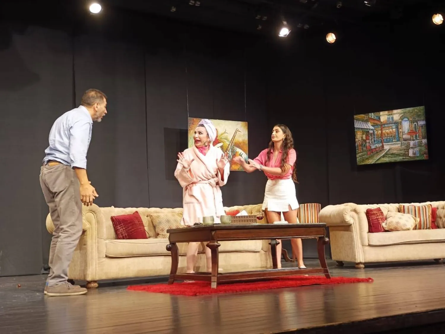 مسرحية «حماتك بتحبك» دعوة إلى تمضية ساعة من الضحك المتواصل (برونو جعارة)