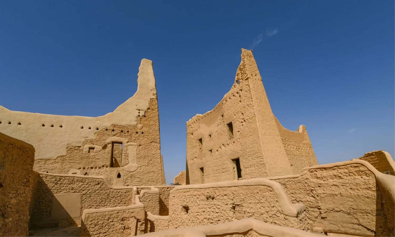 تضم قائمة التراث العالمي 1157 موقعاً تراثياً منتشرة في 167 دولة (لجنة التراث العالمية)