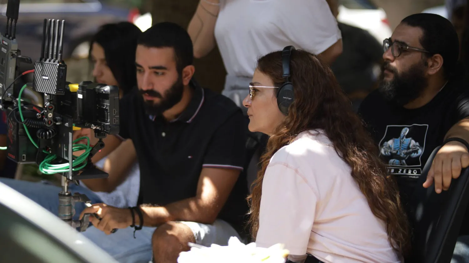 المخرجة بطرس خلال تصوير {الغريب} (صوفي بطرس)
