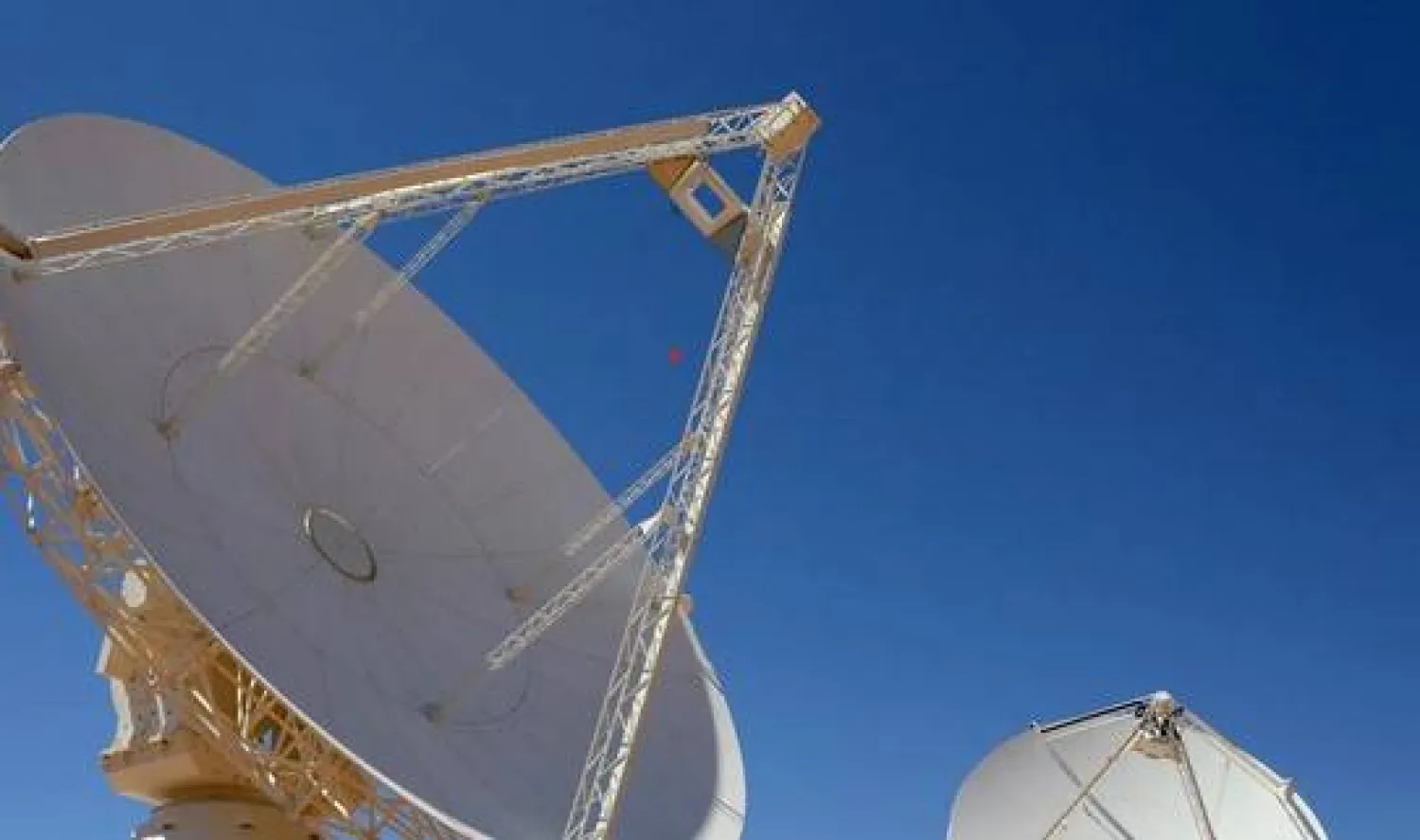تلسكوب راديوي جديد لدعم بعثات الفضاء السحيق الصينية
