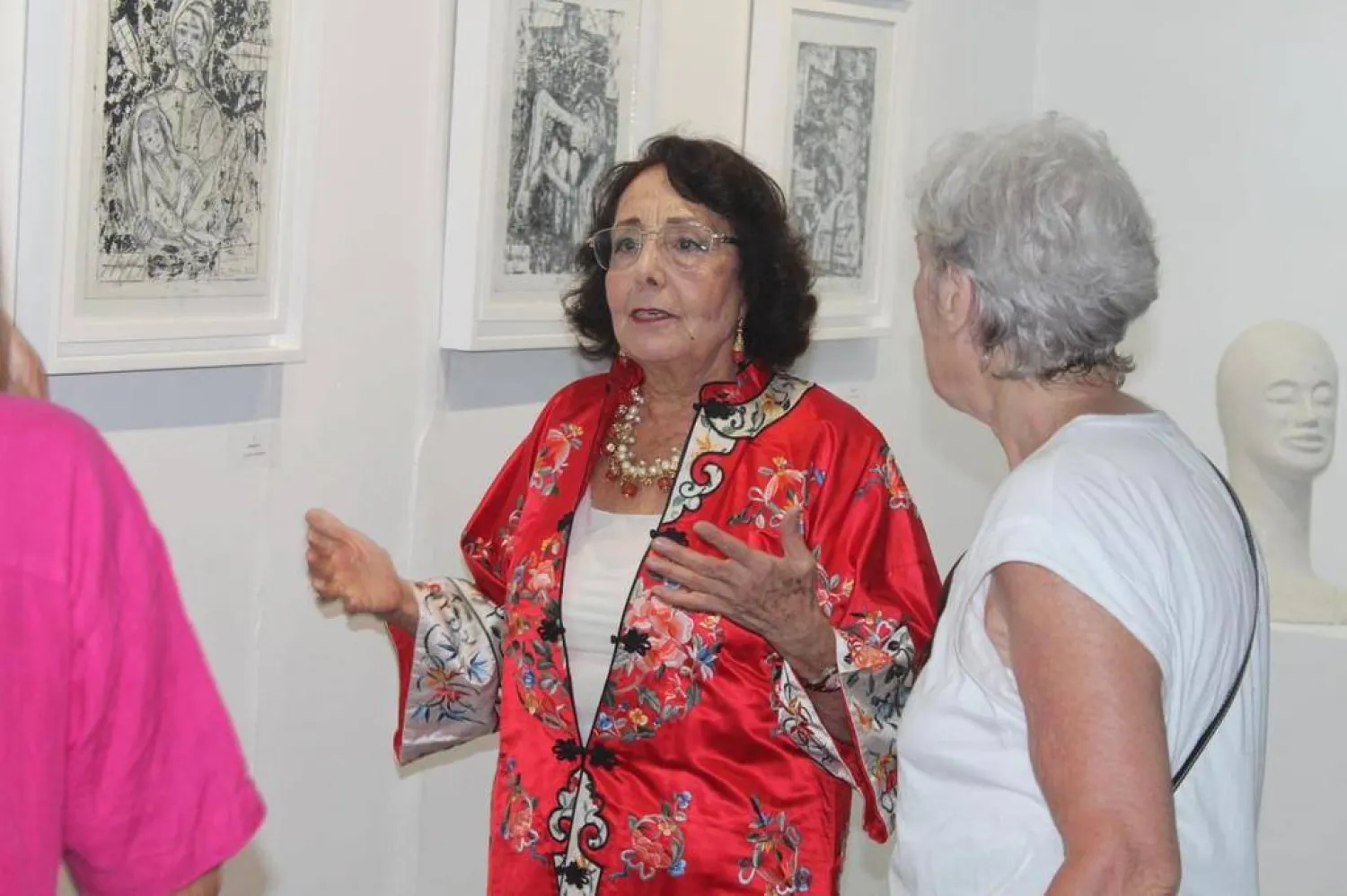 الفنانة التشكيلية المغربية أمينة الرميقي