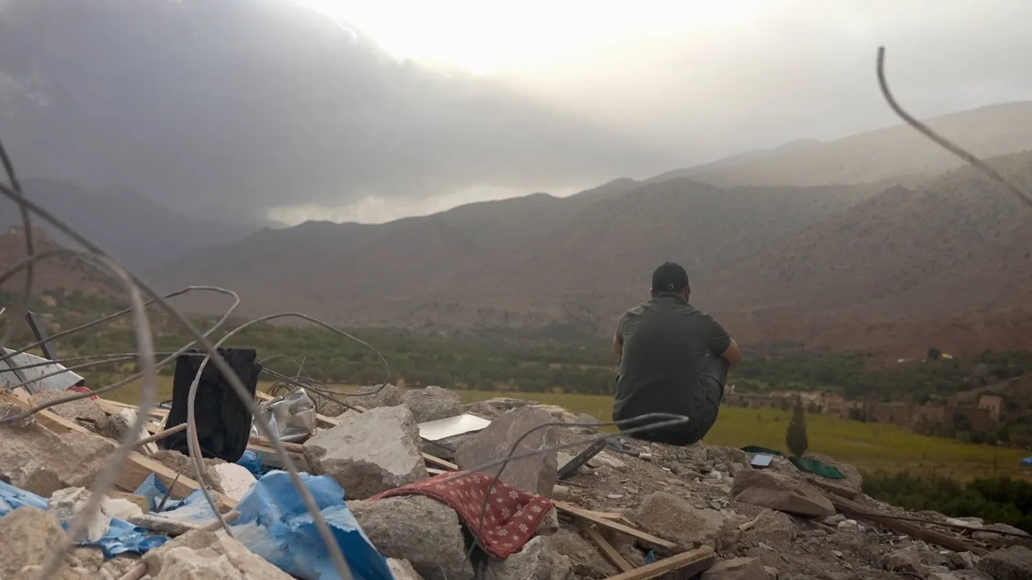 فوق الأطلال (الشرق الأوسط)