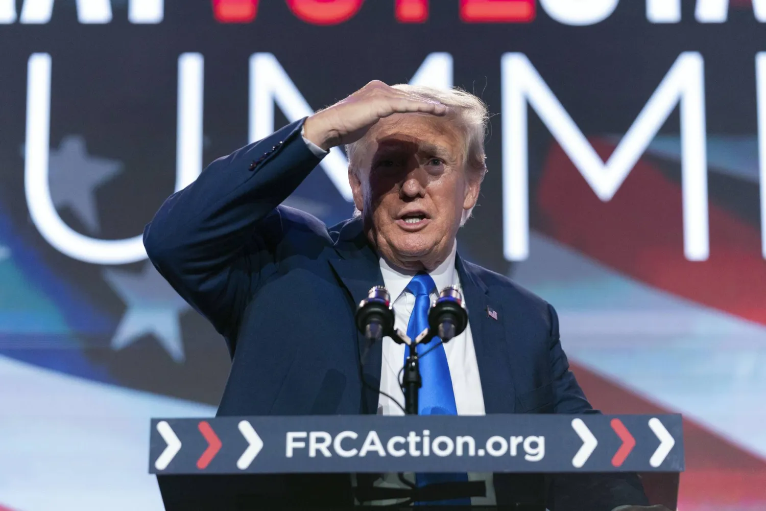 ترمب خلال إلقائه خطاباً بواشنطن في 15 سبتمبر الحالي (أ.ب)