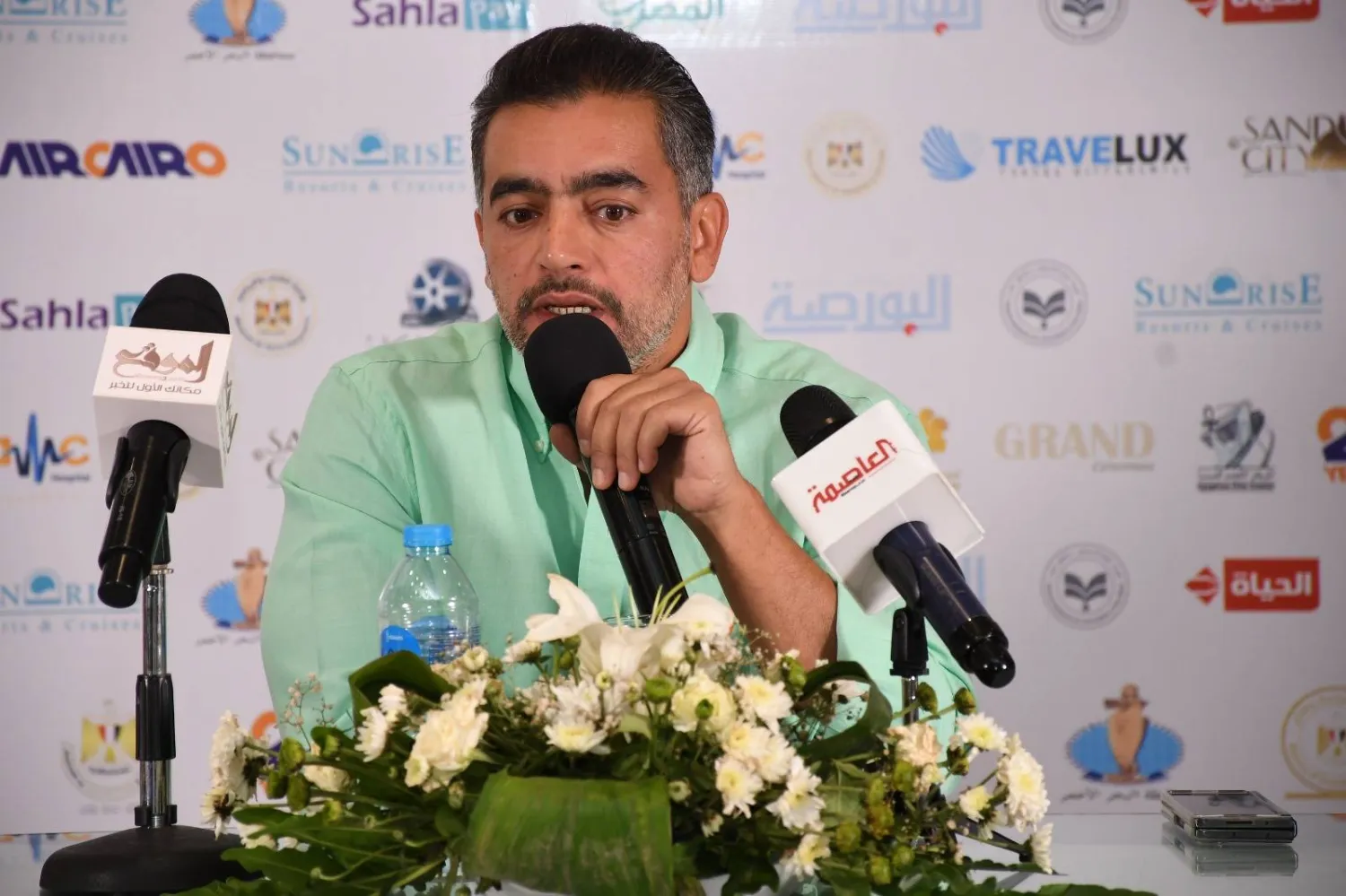 هاني سلامة خلال ندوة تكريمه (إدارة المهرجان)