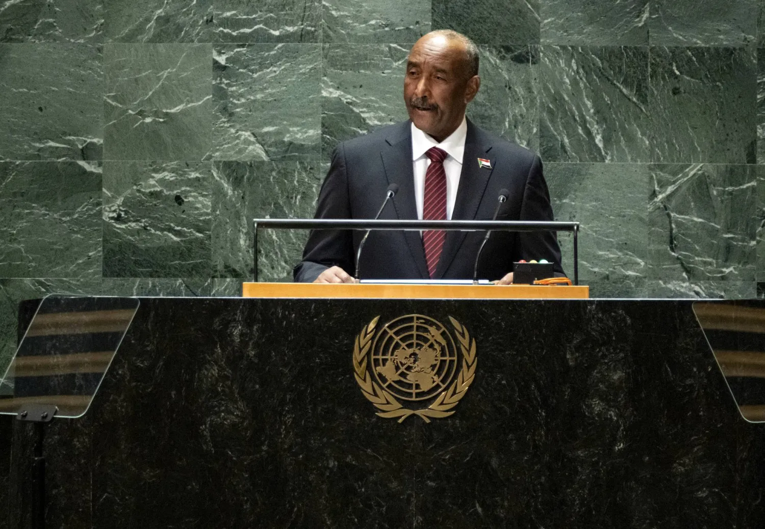  البرهان خلال إلقاء كلمته أمام الجمعية العامة للأمم المتحدة (أ.ب)