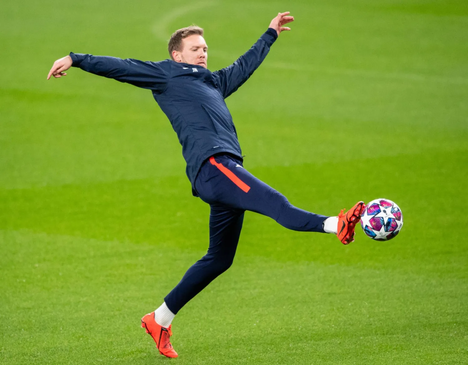 ناغيلسمان يواجه مهمة صعبة لإعادة بناء المنتخب الألماني (د.ب.أ)