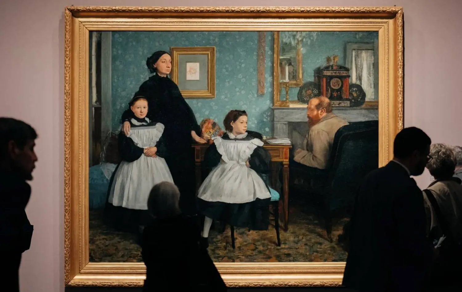 إدغار ديغا، «صورة عائلية (عائلة بيليلي)» من بداية مسيرة ديغا المهنية (نيويورك تايمز)