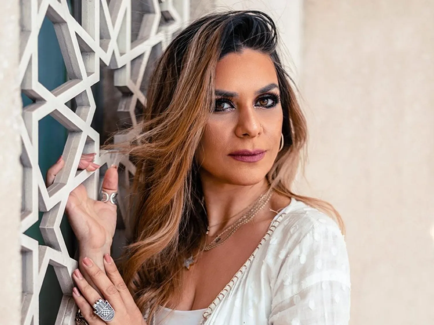 فاروق تعمل بمنطق الهاوية في التمثيل (الشرق الأوسط)