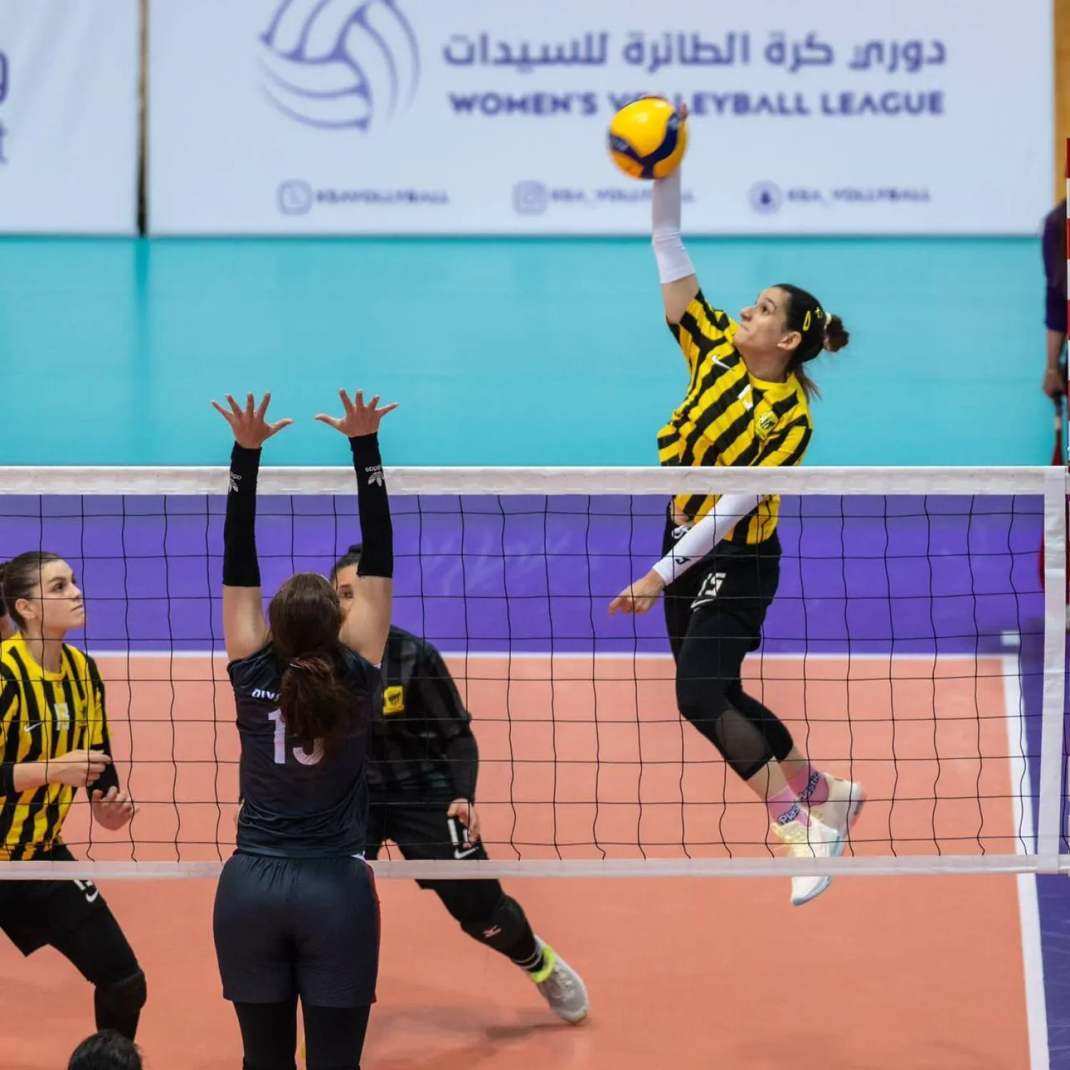 من مباراة الاتحاد والرياض (الشرق الأوسط)
