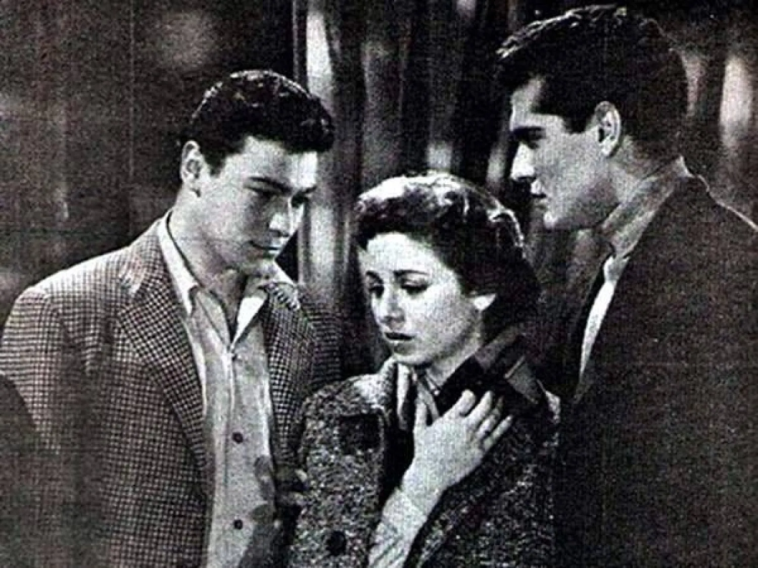 مع فاتن حمامة والشريف (أرشيفية)