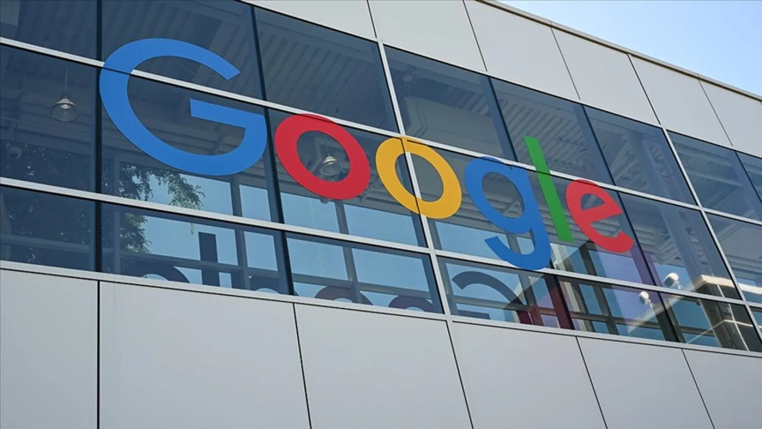 İfade vermesi öngörülenler arasında Alphabet Üst Yöneticisi Sundar Pichai de bulunuyor (AA)