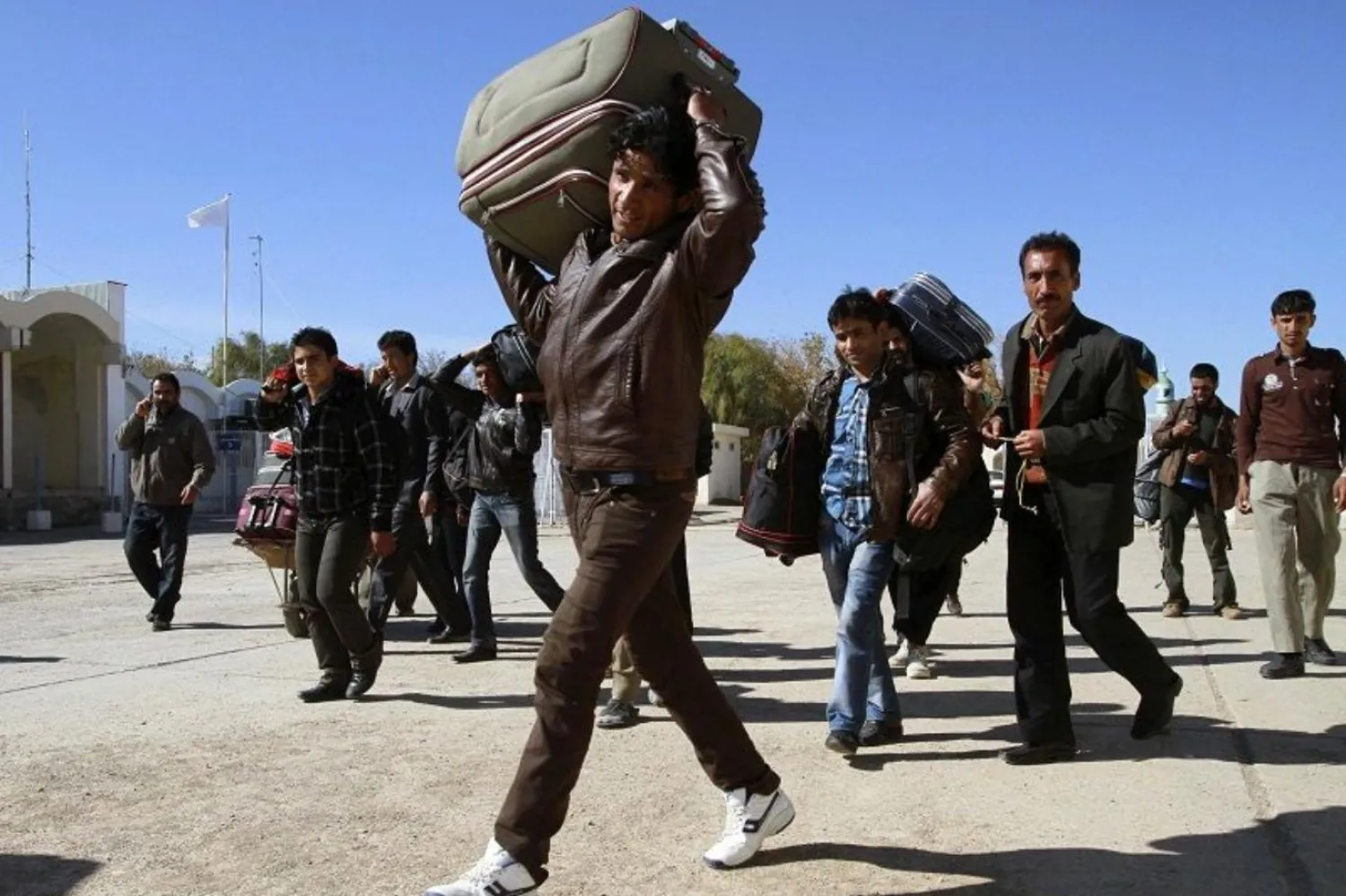 Afgan göçmenlerin İran'da tutuklanması durumu yeni değil, güvenlik güçleri yıllardır kimlik belgesi olmayan göçmenleri tutukluyor (Reuters)