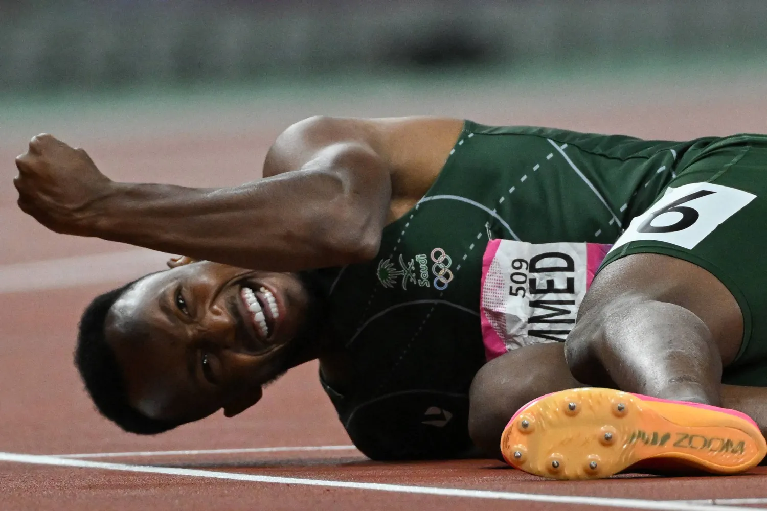 العداء السعودي عبد الله أبكر (أ.ف.ب)