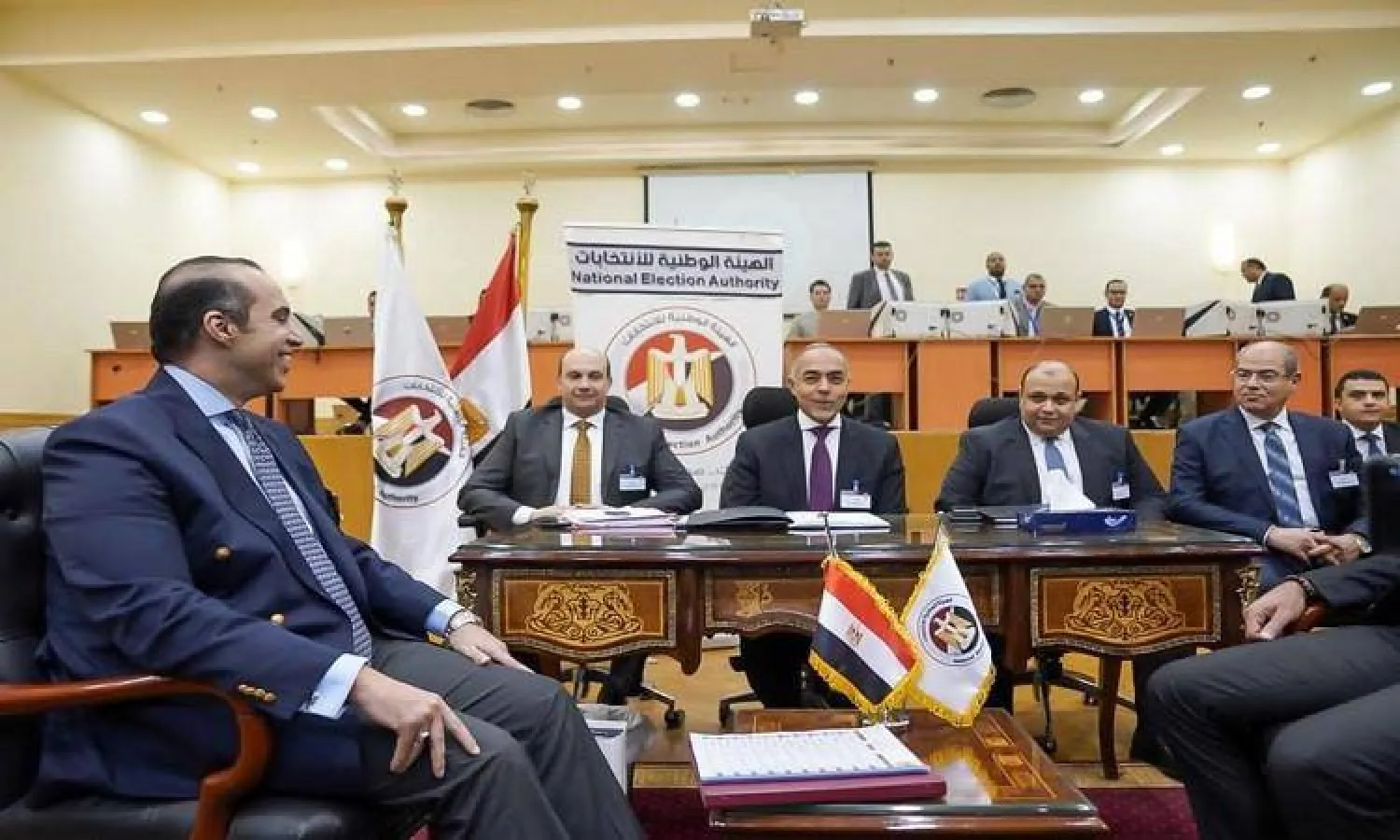 «الهيئة الوطنية للانتخابات» خلال تسلم أوراق ترشح السيسي للاستحقاق الرئاسي (الهيئة الوطنية للإعلام)