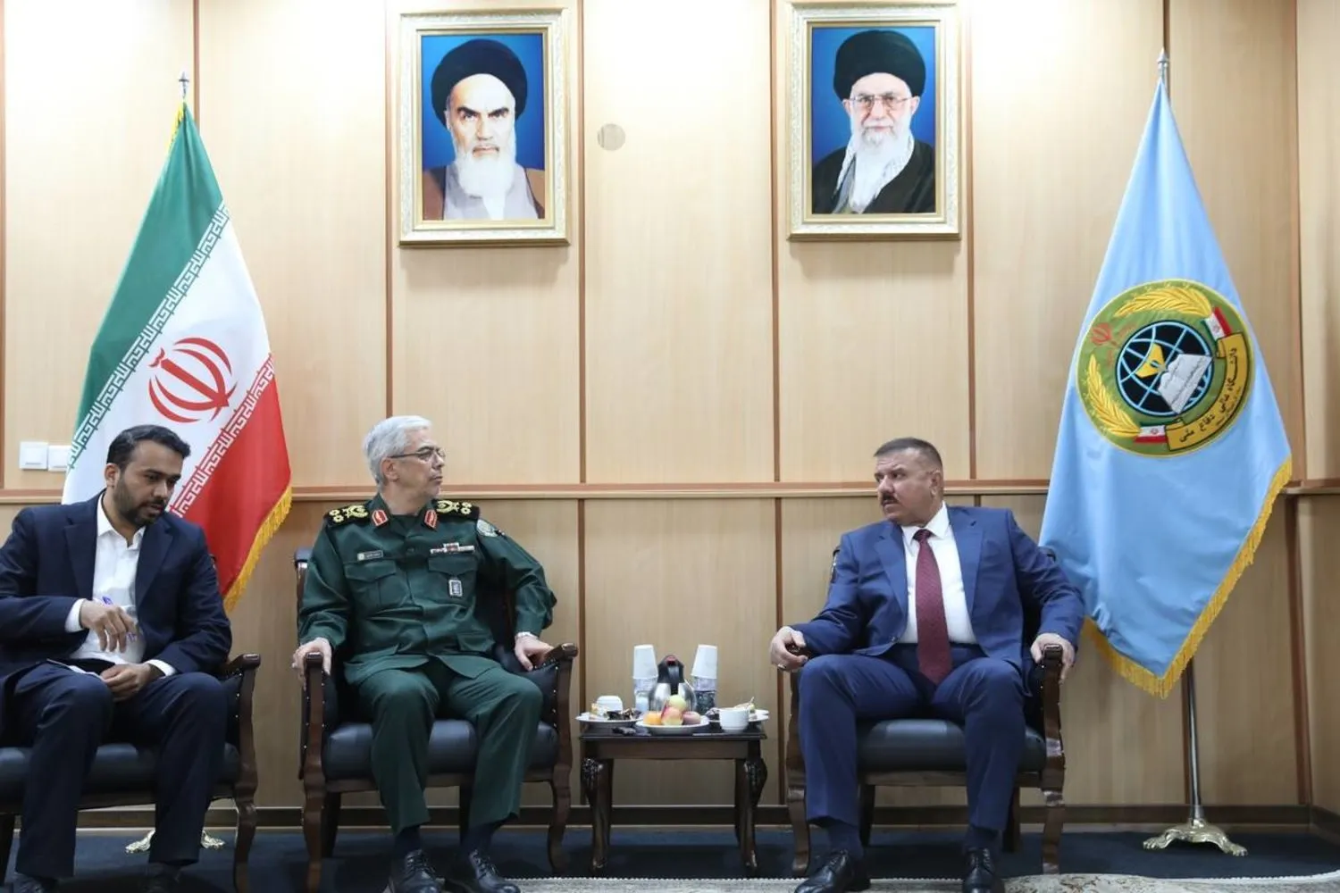 Iraqi Interior Minister Abdul Amir al-Shammari meets with Chief of Staff of the Iranian Armed Forces Major General Mohammad Bagheri in Tehran on Saturday (Iranian General Staff)
