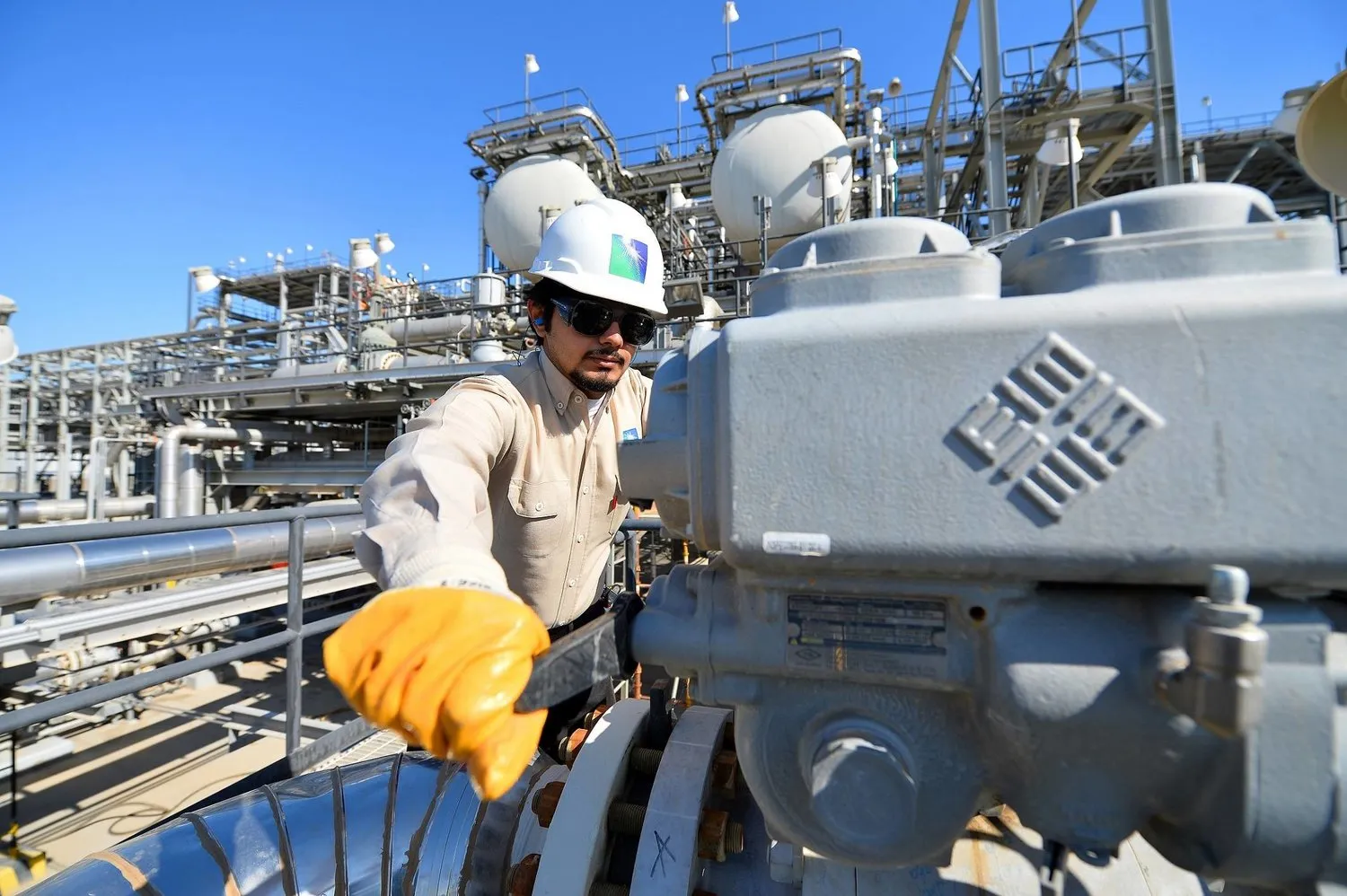 Bu projeler, Saudi Aramco’nun küresel ısınmaya neden olan gazlarda sıfır nötre ulaşma isteğini destekliyor (Şarku’l Avsat)