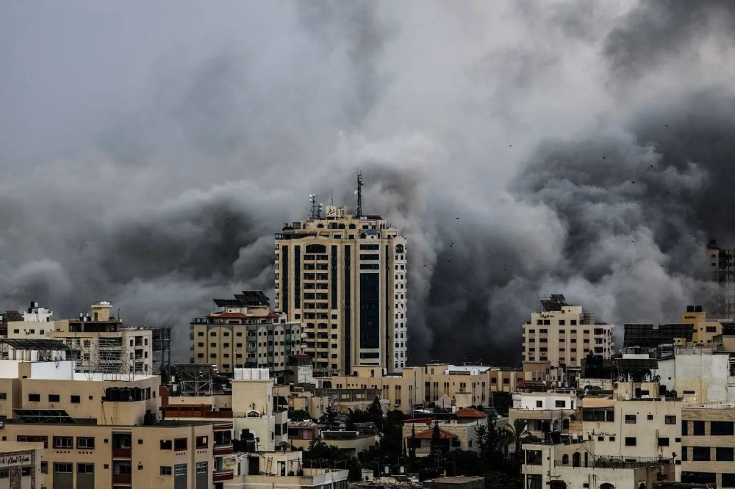 Smoke billows following an Israeli air strike on Gaza City, 09 October 2023. (EPA)