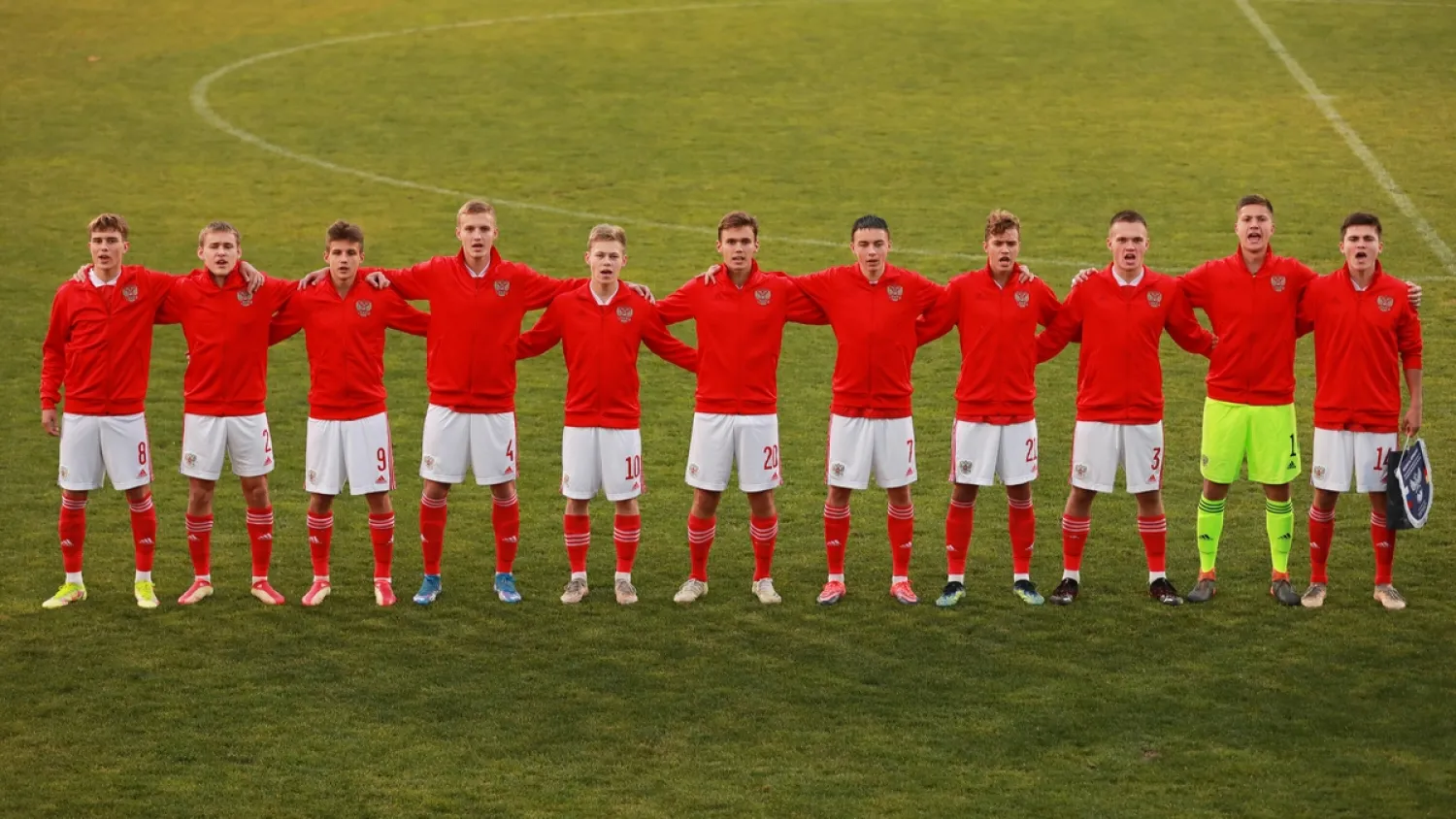 عارضت أوكرانيا واتحادات أخرى لكرة القدم الخطة بشدة (إكس)