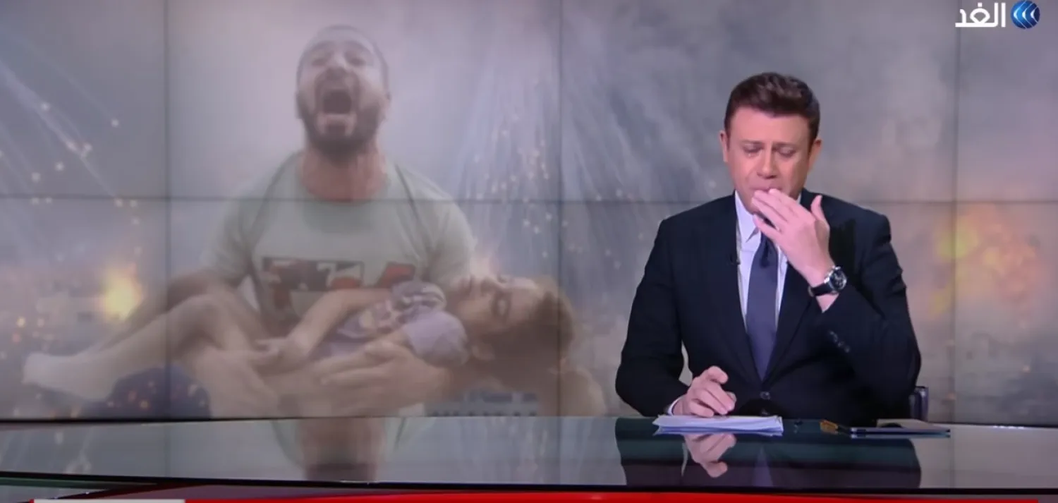  المذيع محمد عبد الله (فيديو من صفحة «قناة الغد» على «يوتيوب») 