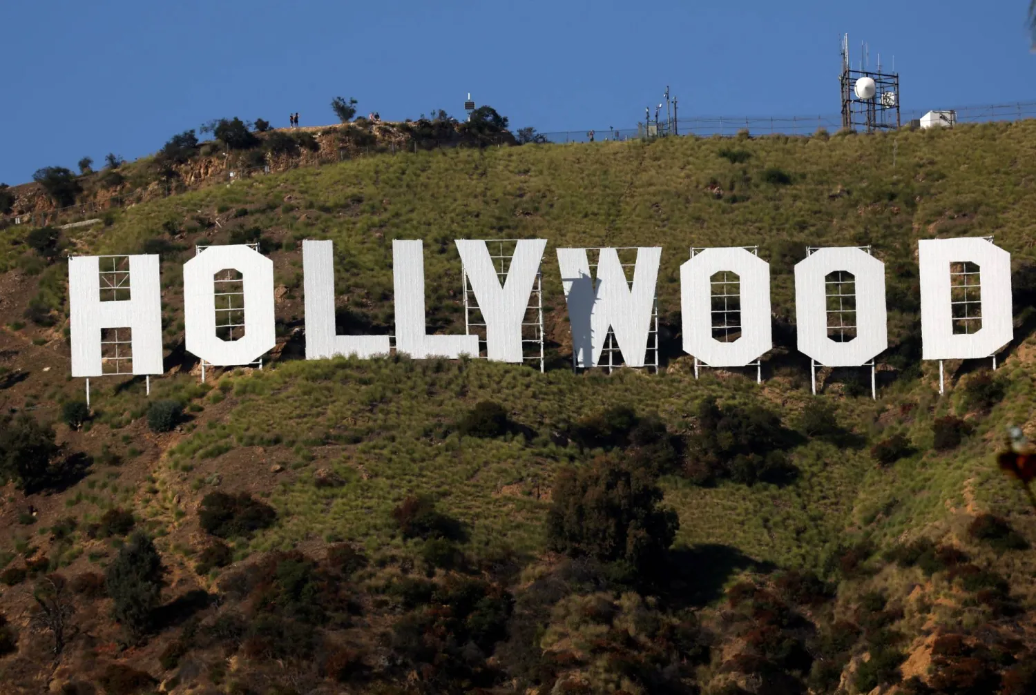 رسالة من نجوم «هوليوود» يطالبون فيها بايدن بالضغط لوقف حرب غزة وإسرائيل (رويترز)