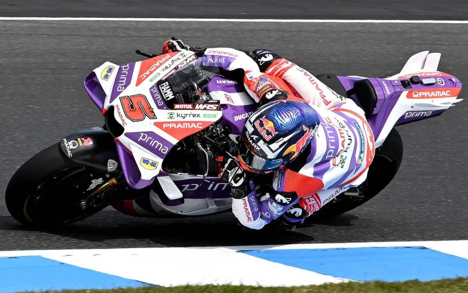 Prima Pramac's French rider Johann Zarco rides his motorcycle during the MotoGP Australian Grand Prix at Phillip Island on October 21, 2023. (AFP)