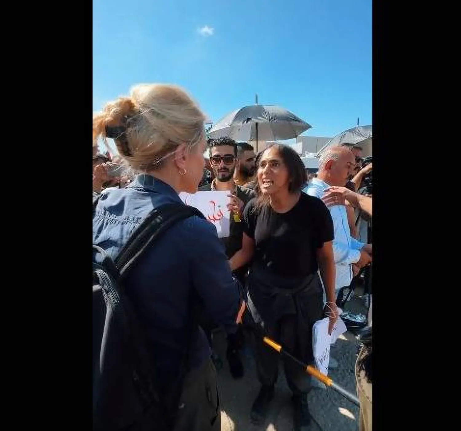 رحمة زين في مواجهة مراسلة «سي إن إن» (من مقطع على «يوتيوب»)