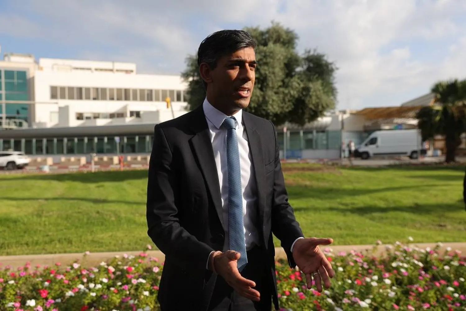 British Prime Minister Rishi Sunak briefs the press upon arrival at Ben Gurion airport in Tel Aviv, Israel, 18 October 2023. (EPA)