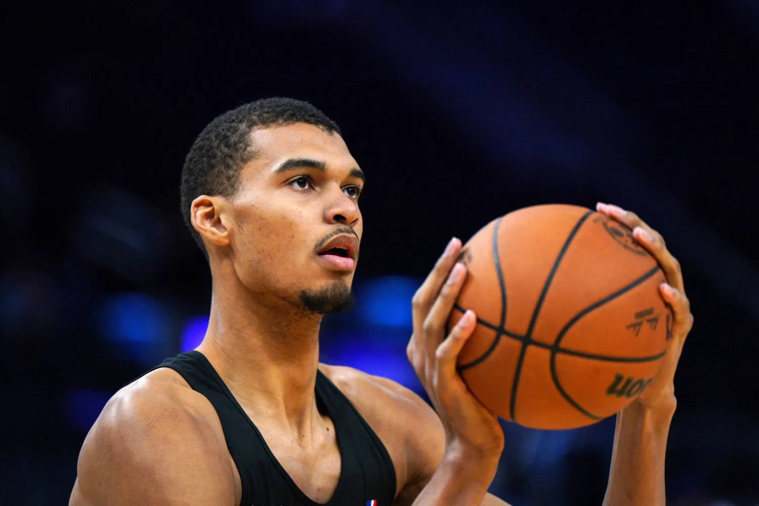 لم يتسبب أي لاعب صاعد في هذا القدر من الإثارة كما فعل ويمبانياما (أ.ف.ب)