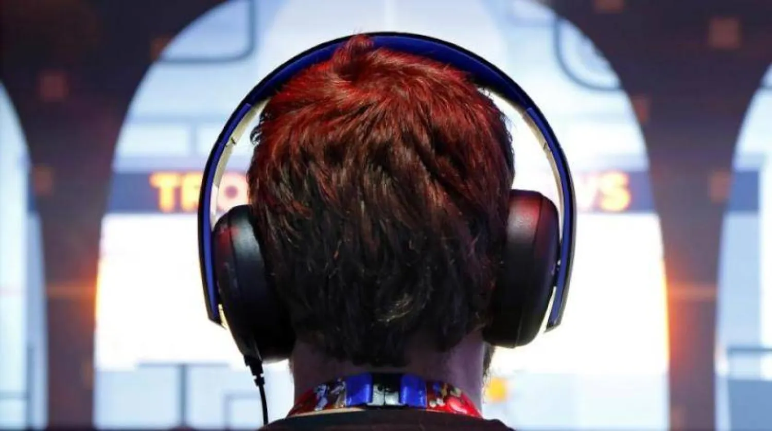 الاستجابات العاطفية الناتجة عن الاستماع للموسيقى لها أهمية خاصة في تسكين الآلام (رويترز)