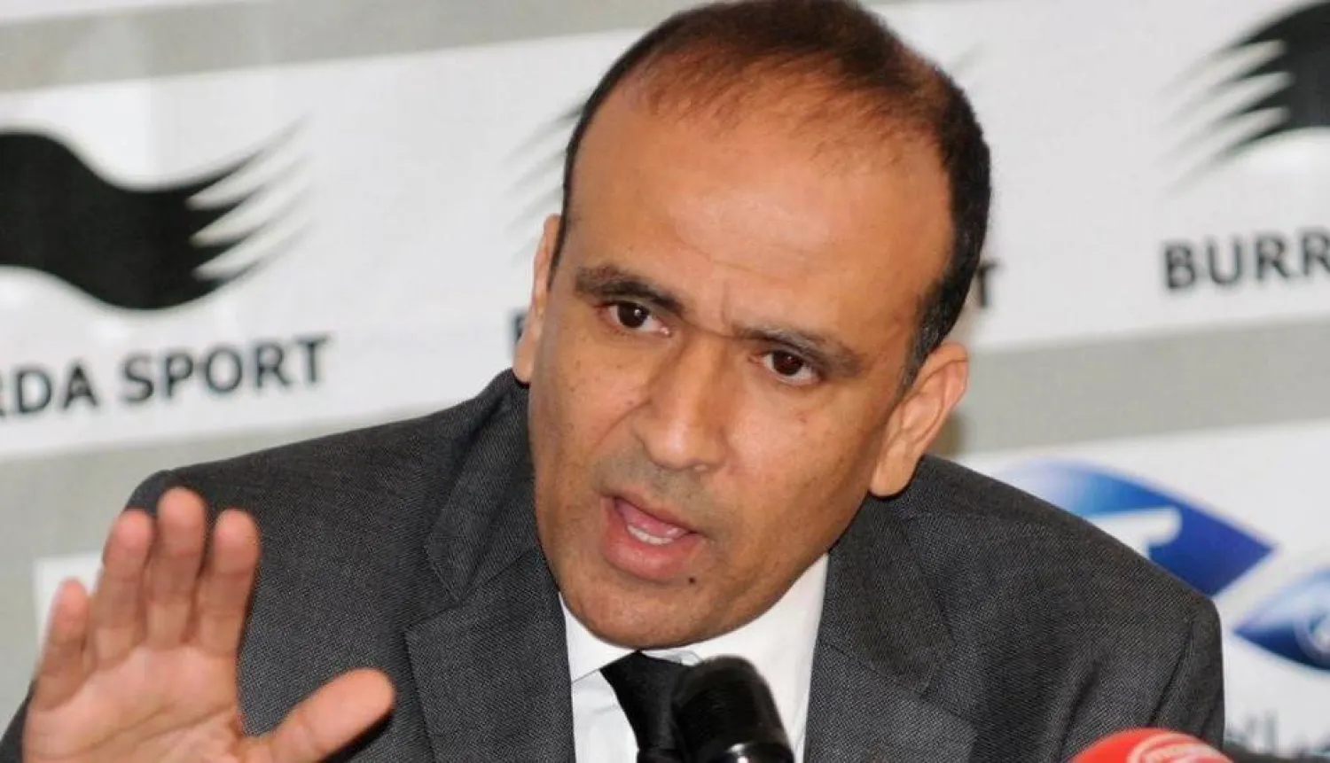 وديع الجريء رئيس الاتحاد التونسي لكرة القدم (غيتي)