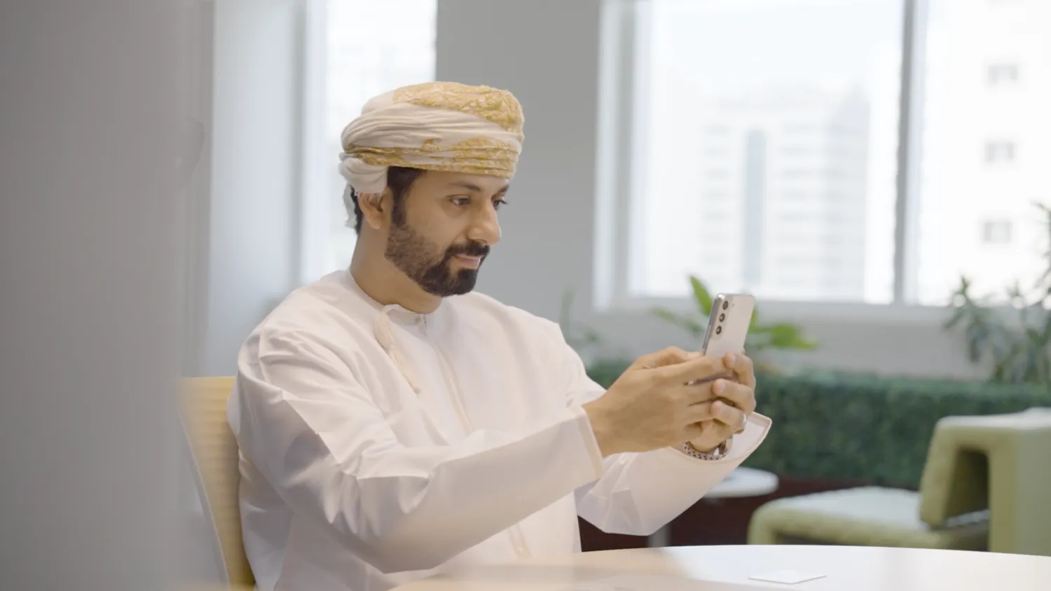 تجرى الانتخابات للمرة الأولى عبر تطبيق إلكتروني يسمى «أنتخب»