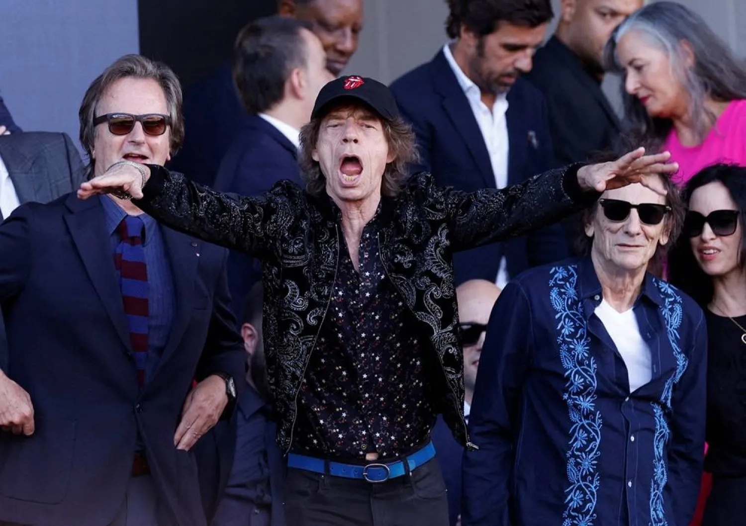  Soccer Football - LaLiga - FC Barcelona v Real Madrid - Estadi Olimpic Lluis Companys, Barcelona, Spain - October 28, 2023 The Rolling Stones members, Mick Jagger and Ronnie Wood are pictured in the stands before the match. (Reuters)