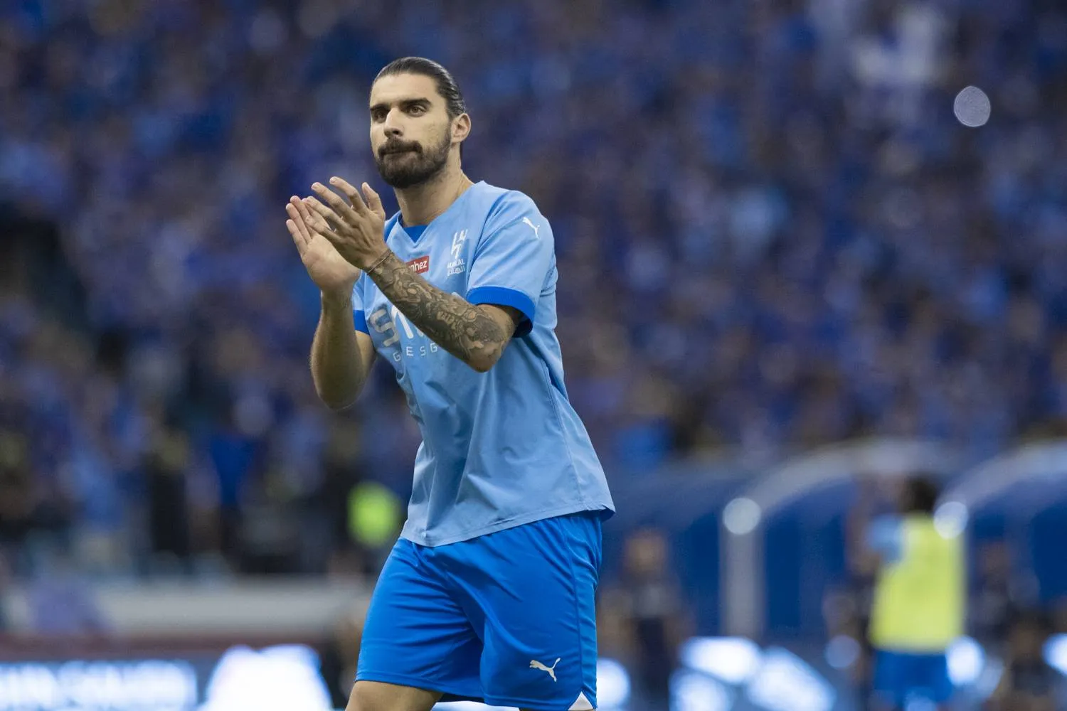 نيفيز مرشح لتعويض غياب تونالي في نيوكاسل (تصوير: يزيد السمراني)