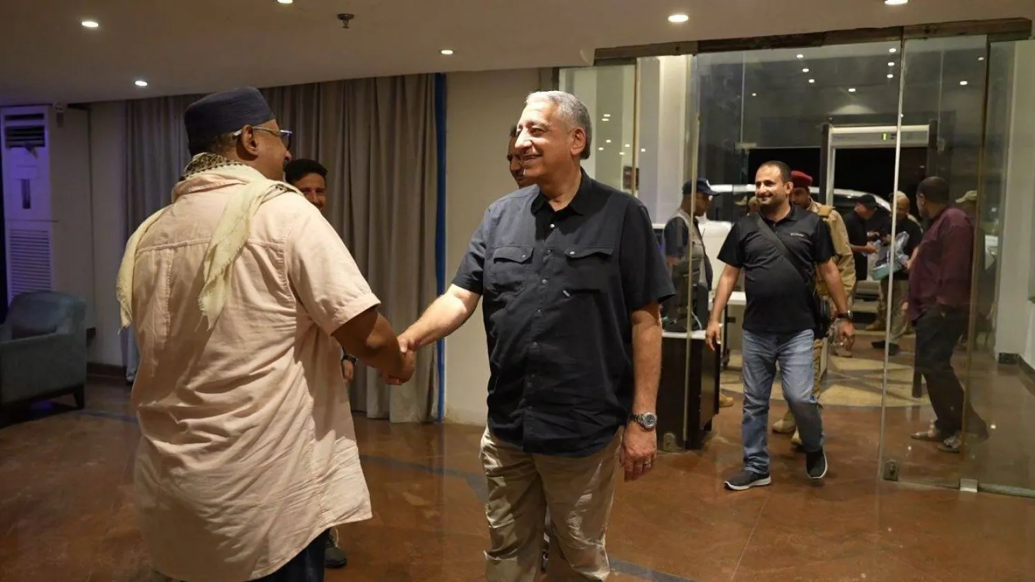 أسامة القصيبي مدير عام مشروع «مسام» خلال زيارته الأخيرة للعاصمة المؤقتة عدن (الشرق الأوسط)