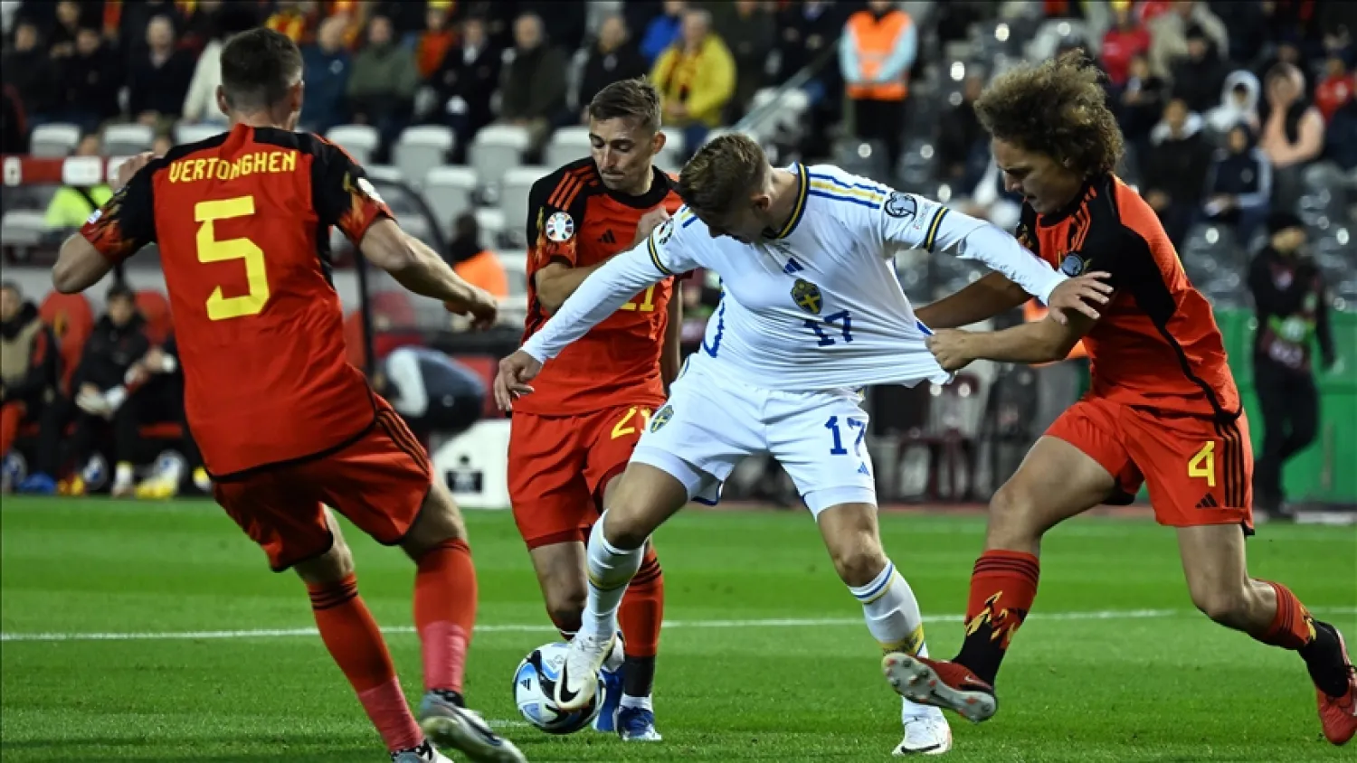 Belçika-İsveç maçı,terör saldırısı gerekçesiyle askıya alındı (AA)