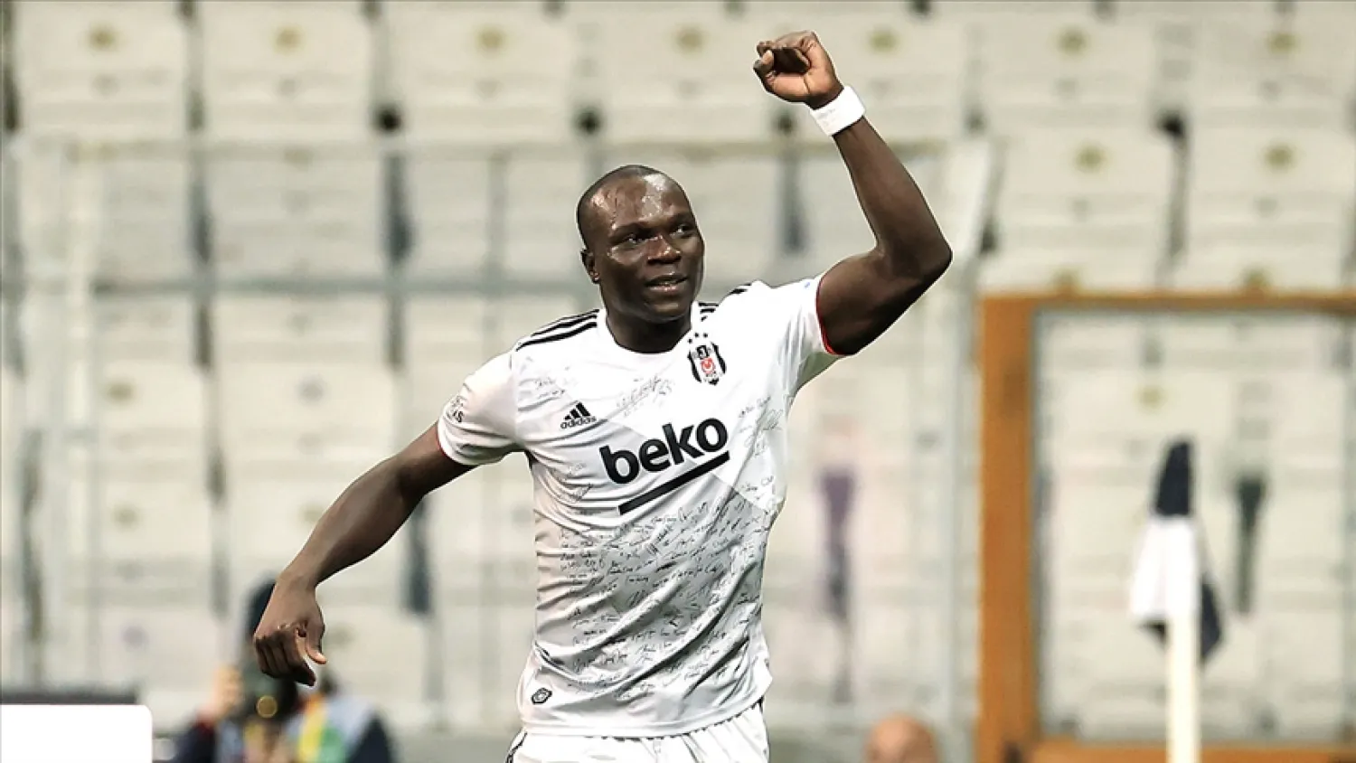 Vincent Aboubakar (AA)