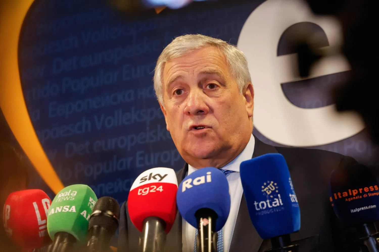 وزير الخارجية الإيطالي أنطونيو تاياني (إ.ب.أ)