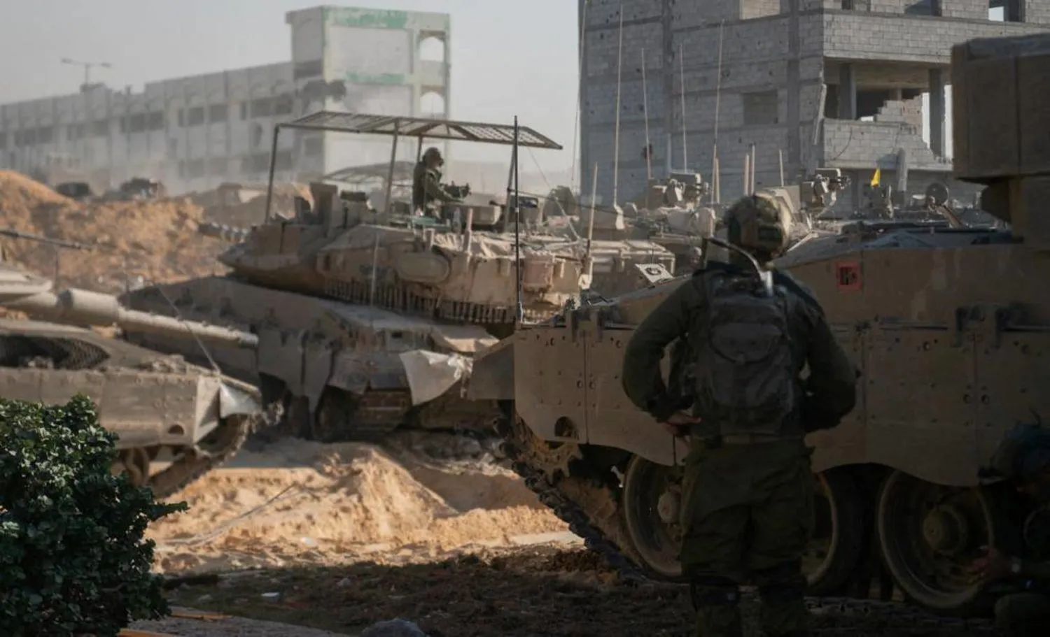 Gazze’deki İsrail askerleri (Reuters)