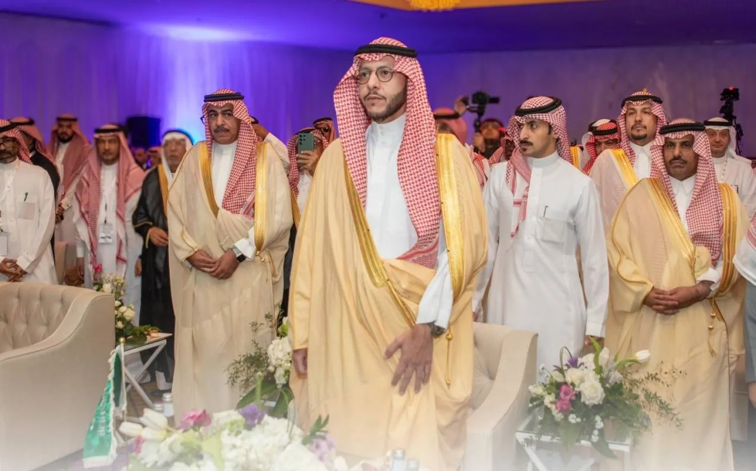 محافظ الطائف الأمير سعود بن نهار آل سعود خلال أعمال اليوم الأول لمنتدى الطائف للاستثمار (الشرق الأوسط)