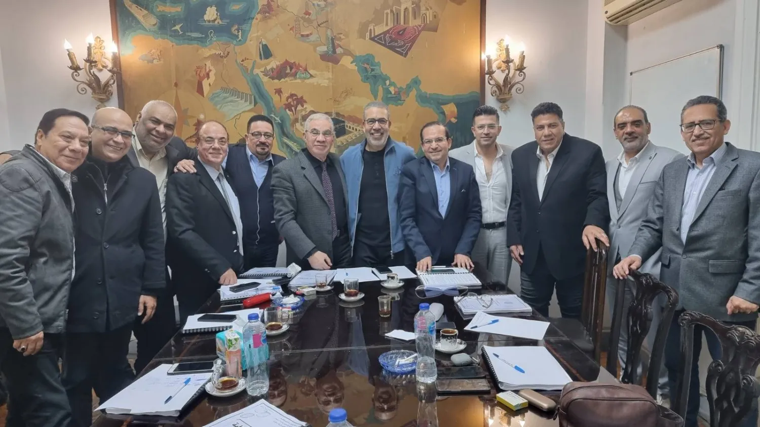 جانب من اجتماع مجلس إدارة جمعية المؤلفين والملحنين (إدارة الجمعية)