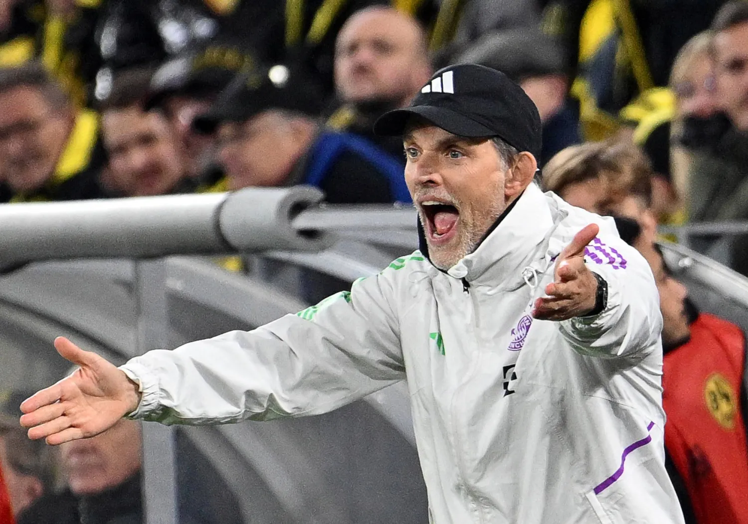 توخيل مدرب البايرن الغاضب يرد على منتقديه (د ب ا)