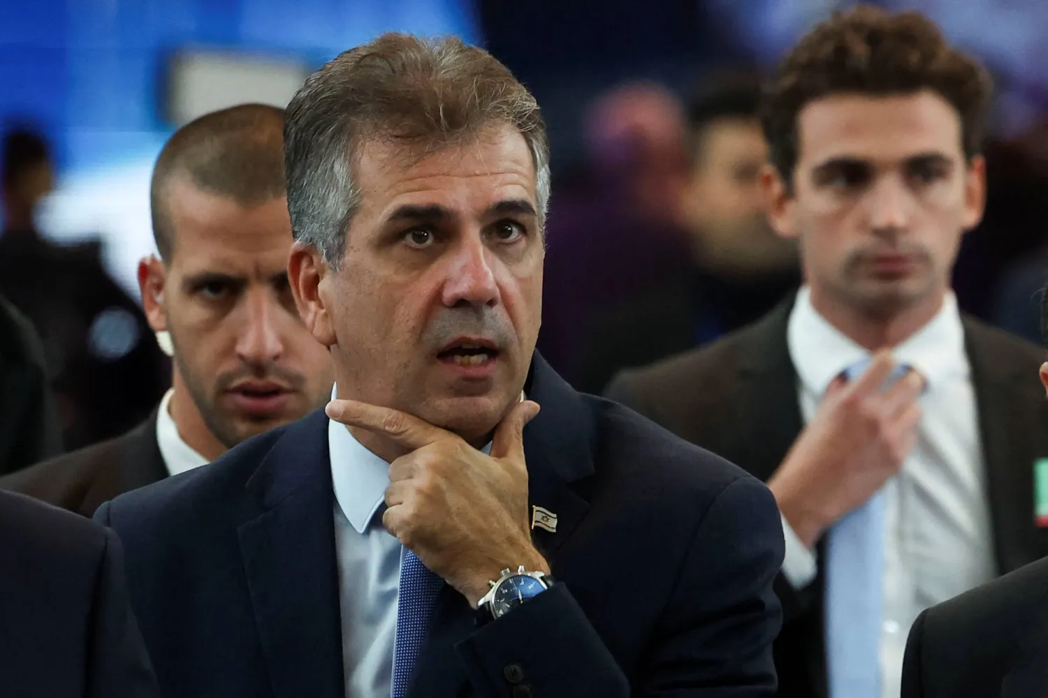 وزير الخارجية الإسرائيلي إيلي كوهين في بروكسل يوم 8 نوفمبر (رويترز)