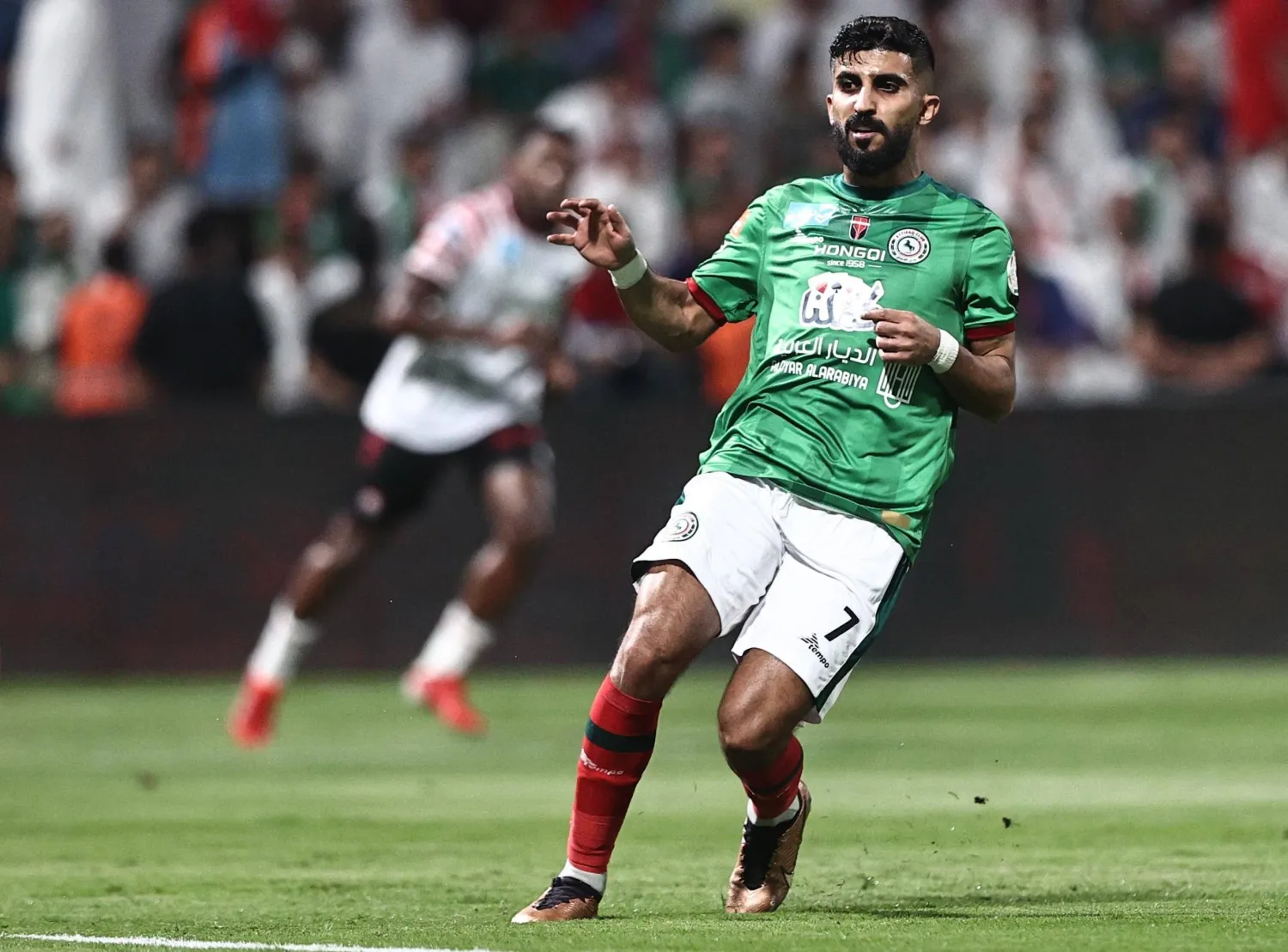 وكيل أعمال الكويكبي أكد أن اللاعب غادر النادي بإذن من الطبيب (الشرق الأوسط)