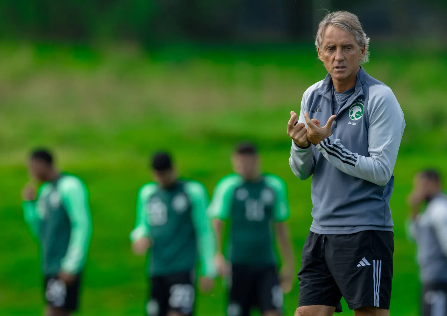 هل يتخذ مانشيني سياسة جديدة في اختيار عناصر الأخضر خلال الاستحقاقات المقبلة ؟