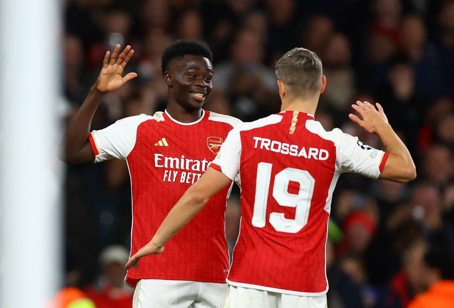 تروسارد قال إنه واثق من زميله ساكا عند وصول الكرة إليه (أ.ف.ب)