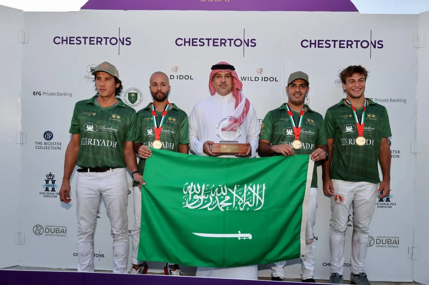 فريق «الرياض» للبولو خلال تتويجه بلقب البطولة (الشرق الأوسط)