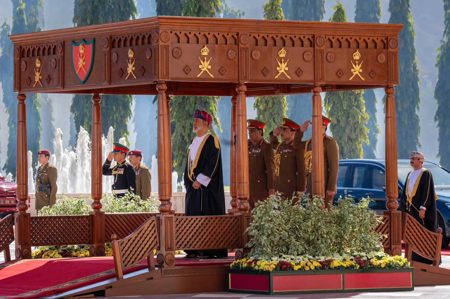 السلطان هيثم بن طارق في افتتاح دور الانعقاد السّنوي الأول لمجلس عُمان (العمانية)